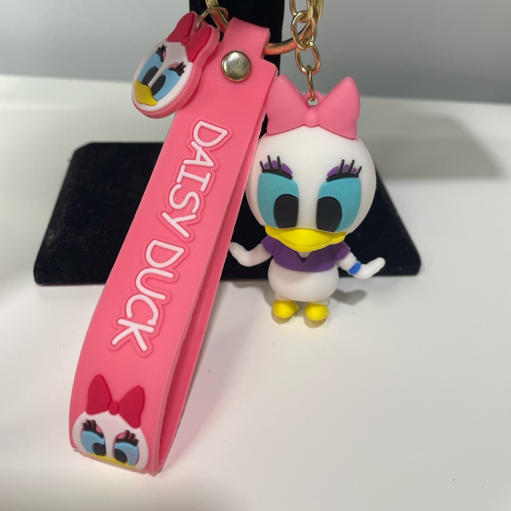 Daisy Duck keychain